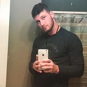 Meet your Posher, Dakota